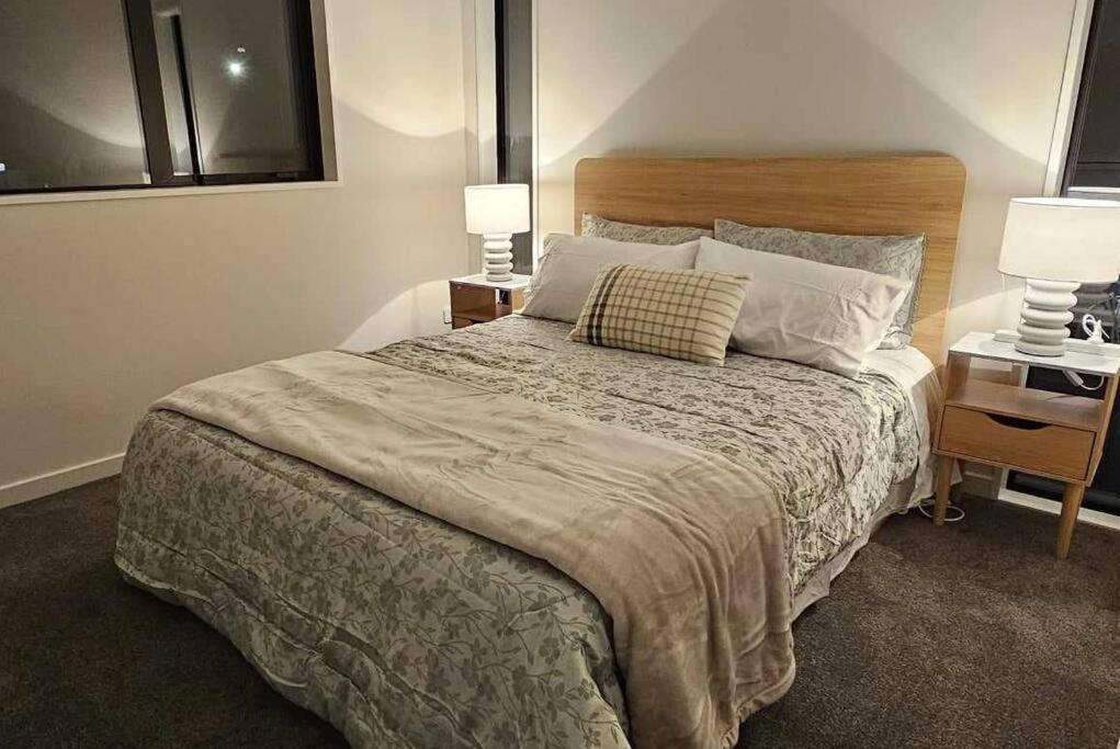 2-Bedroom Ensuite, Close To City, Comfortable, Accessible With Own Parking Christchurch Exterior photo